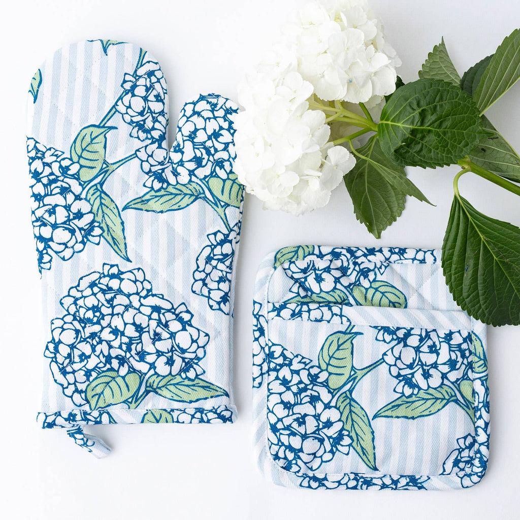 Hydrangea Oven Mitt Set