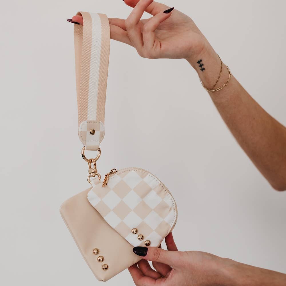 Dolly Dual Pouch Wristlet : Olive/White