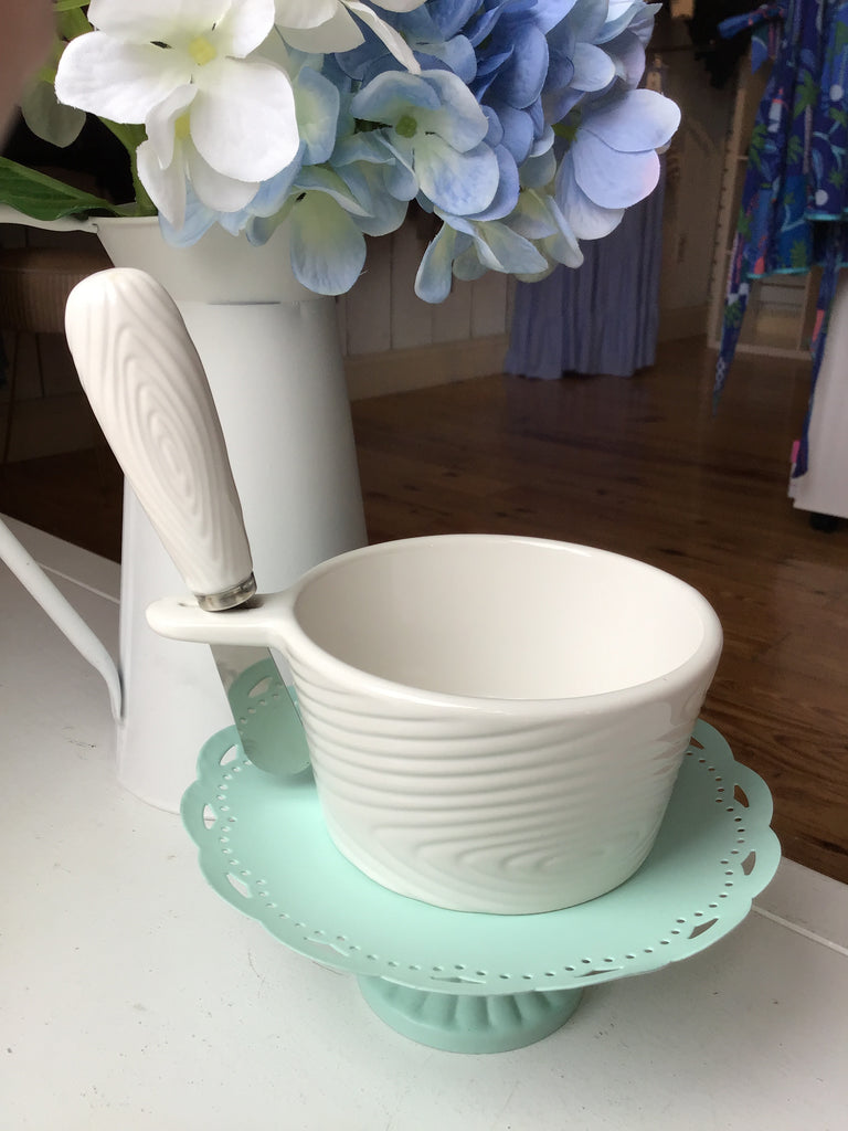 Dip bowl with spreader