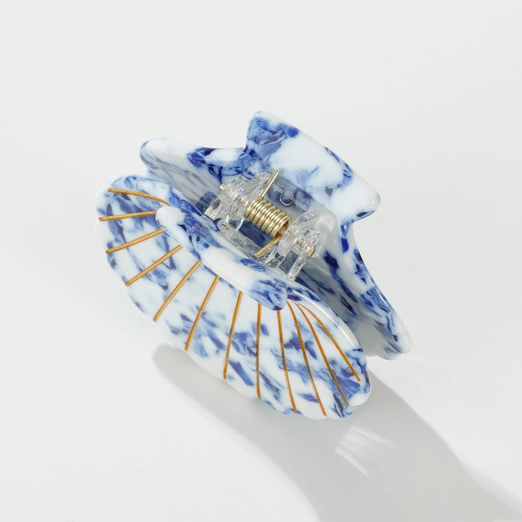 Coastal Blue Seashell